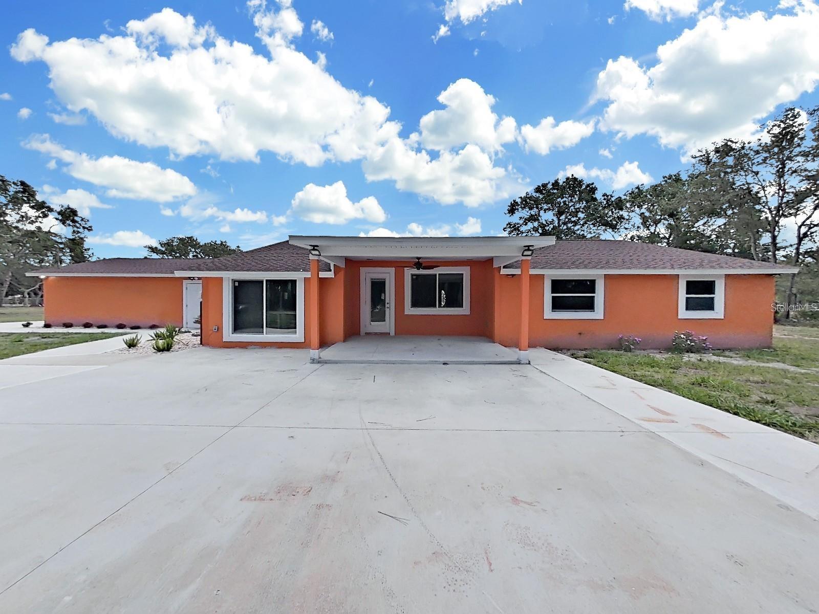 1613 33rd St SE, Ruskin, FL 33570