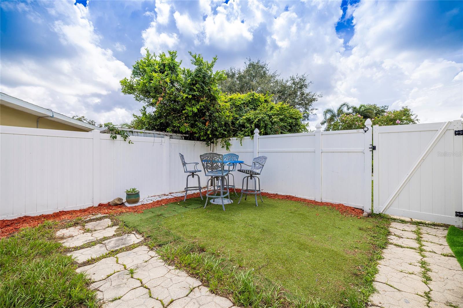 1901 Stancel Dr, Clearwater, FL 33764