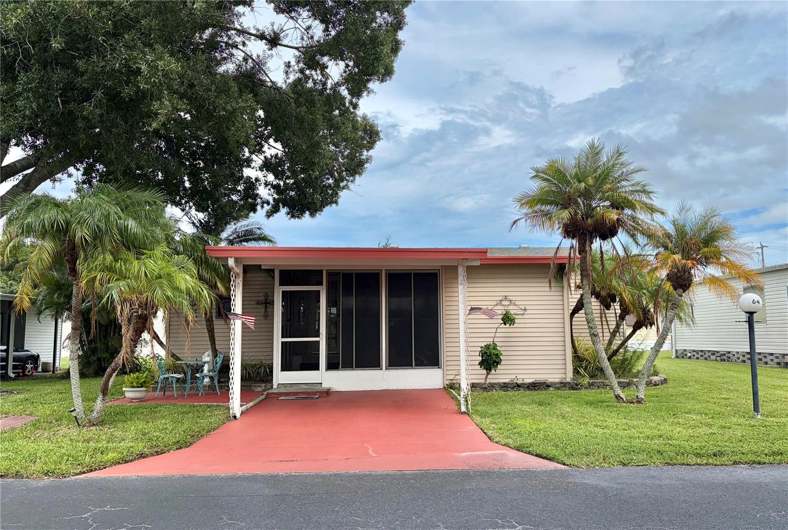 5707 45th St E #64, Bradenton, FL 34203