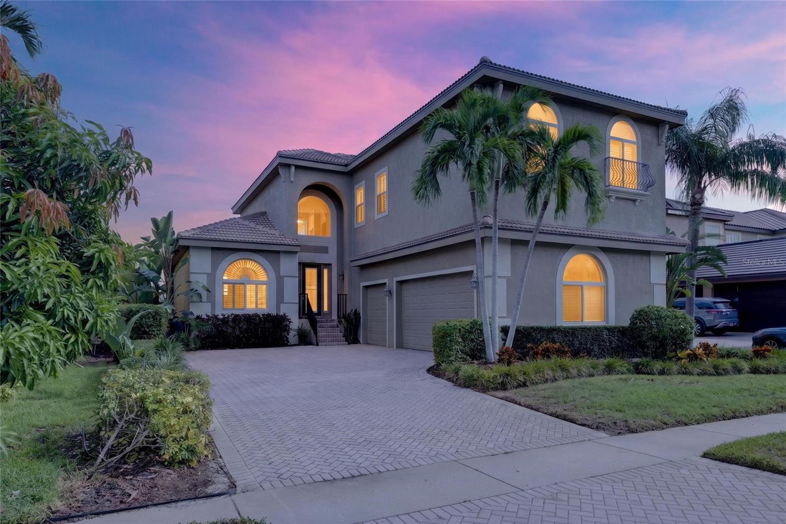 1231 Acappella Ln, Apollo Beach, FL 33572