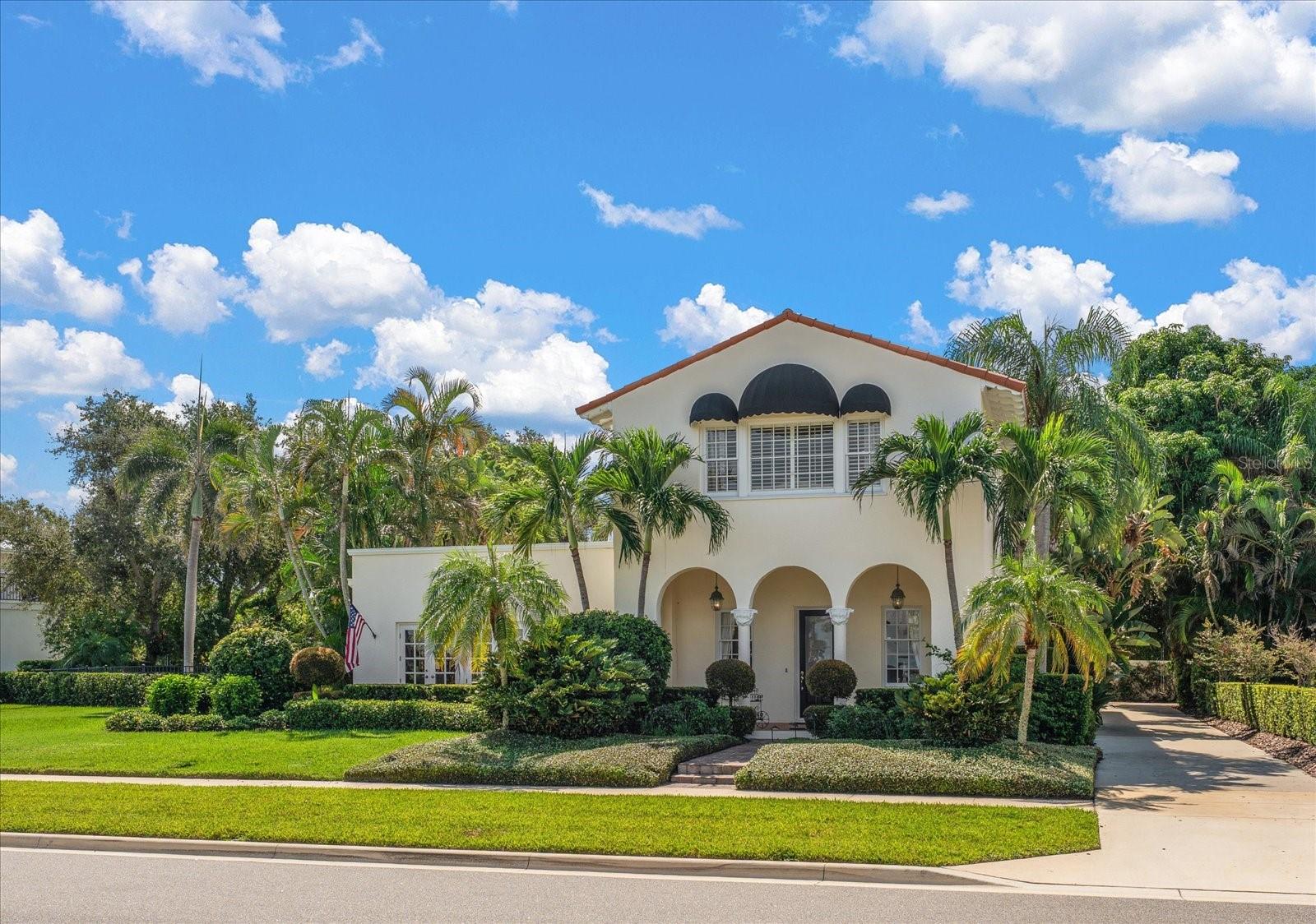 561 Palmetto Rd, Belleair, FL 33756