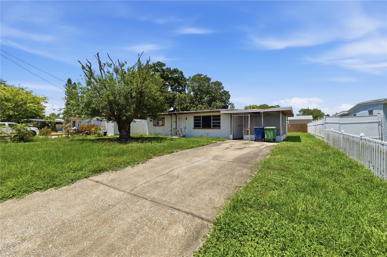 4003 W Montgomery Ter, Tampa, FL 33616