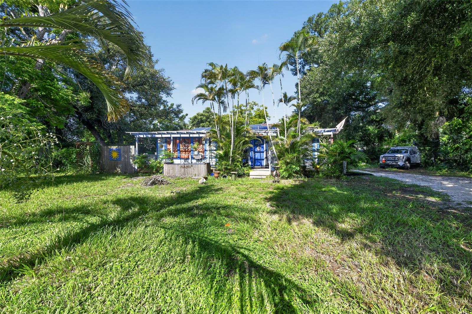 806 35th St W, Bradenton, FL 34205