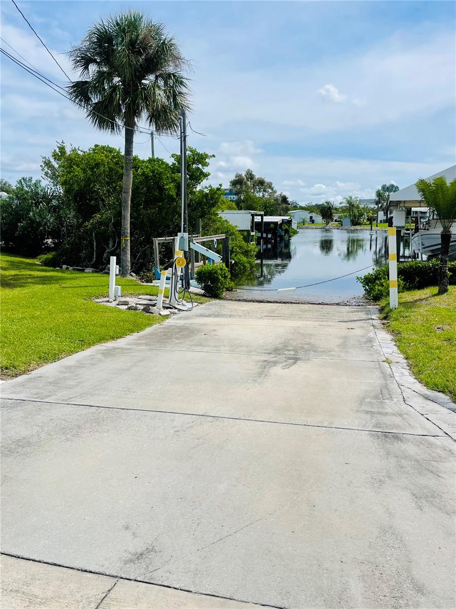 9 Tennessee St, Palmetto, FL 34221