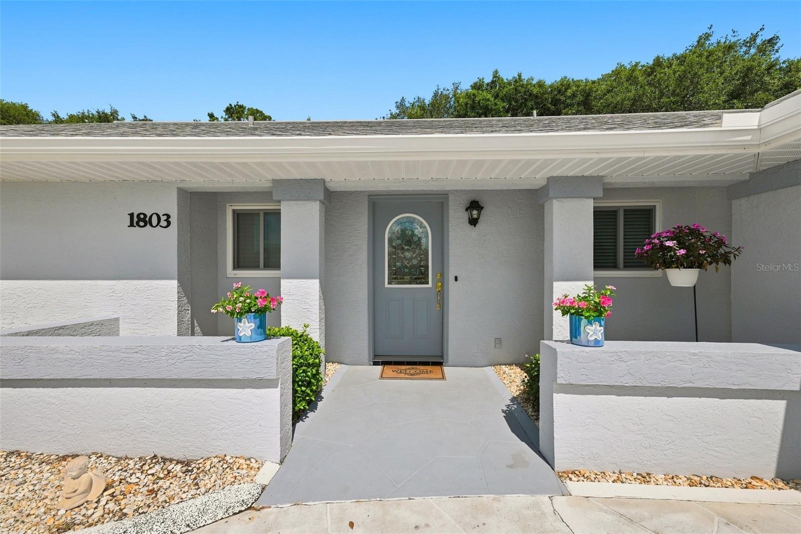 1803 New Bedford Dr, Sun City Center, FL 33573