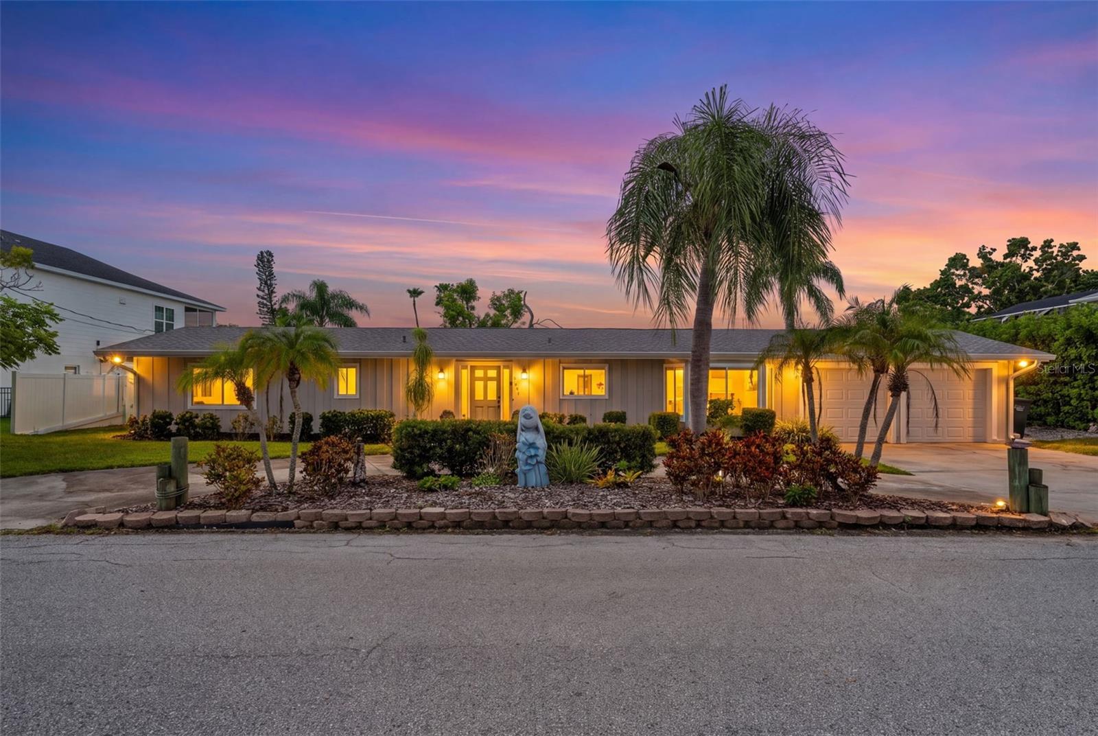 4331 Pompano Ln, Palmetto, FL 34221