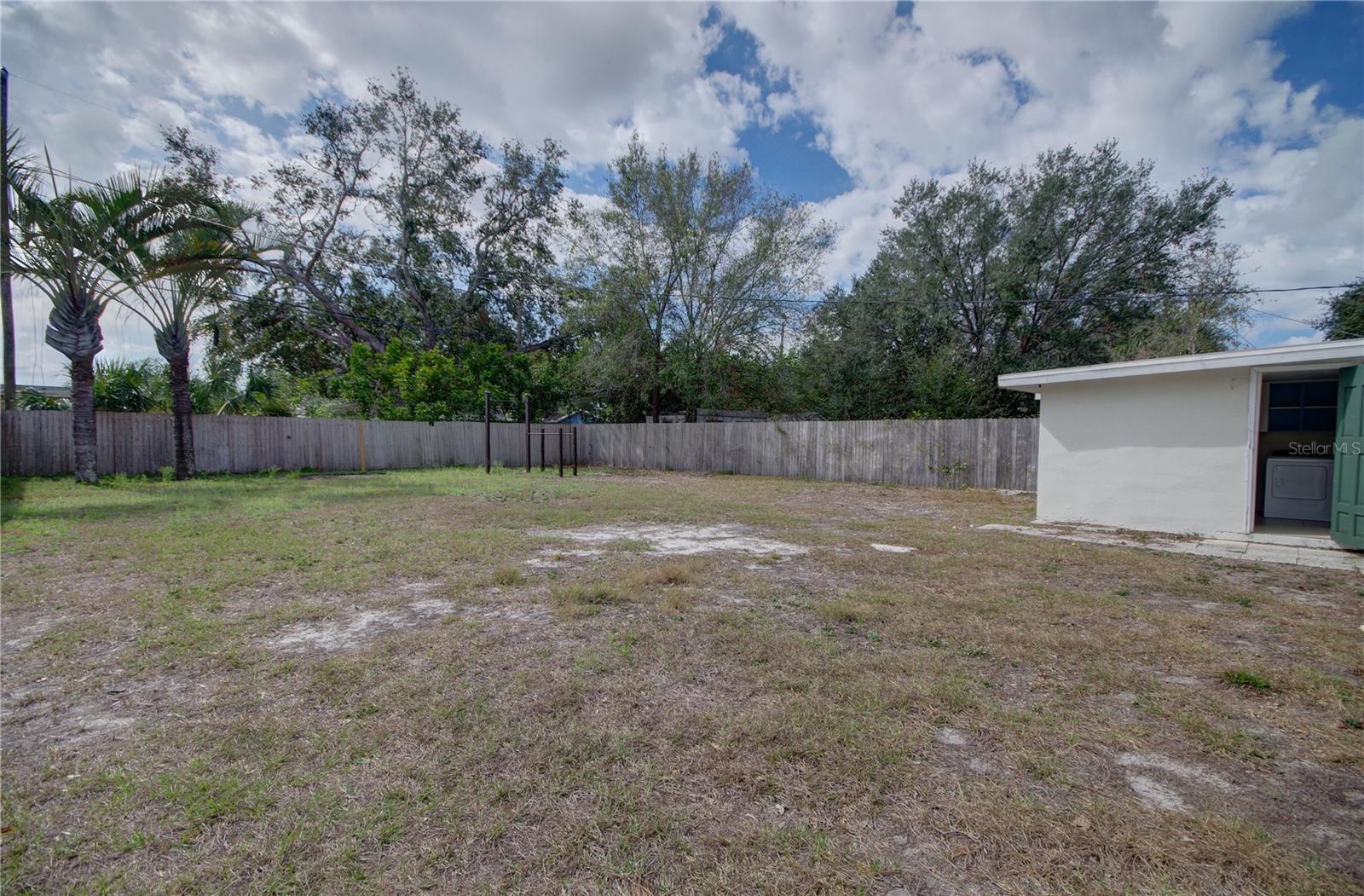 820 86th Ave N, St Petersburg, FL 33702