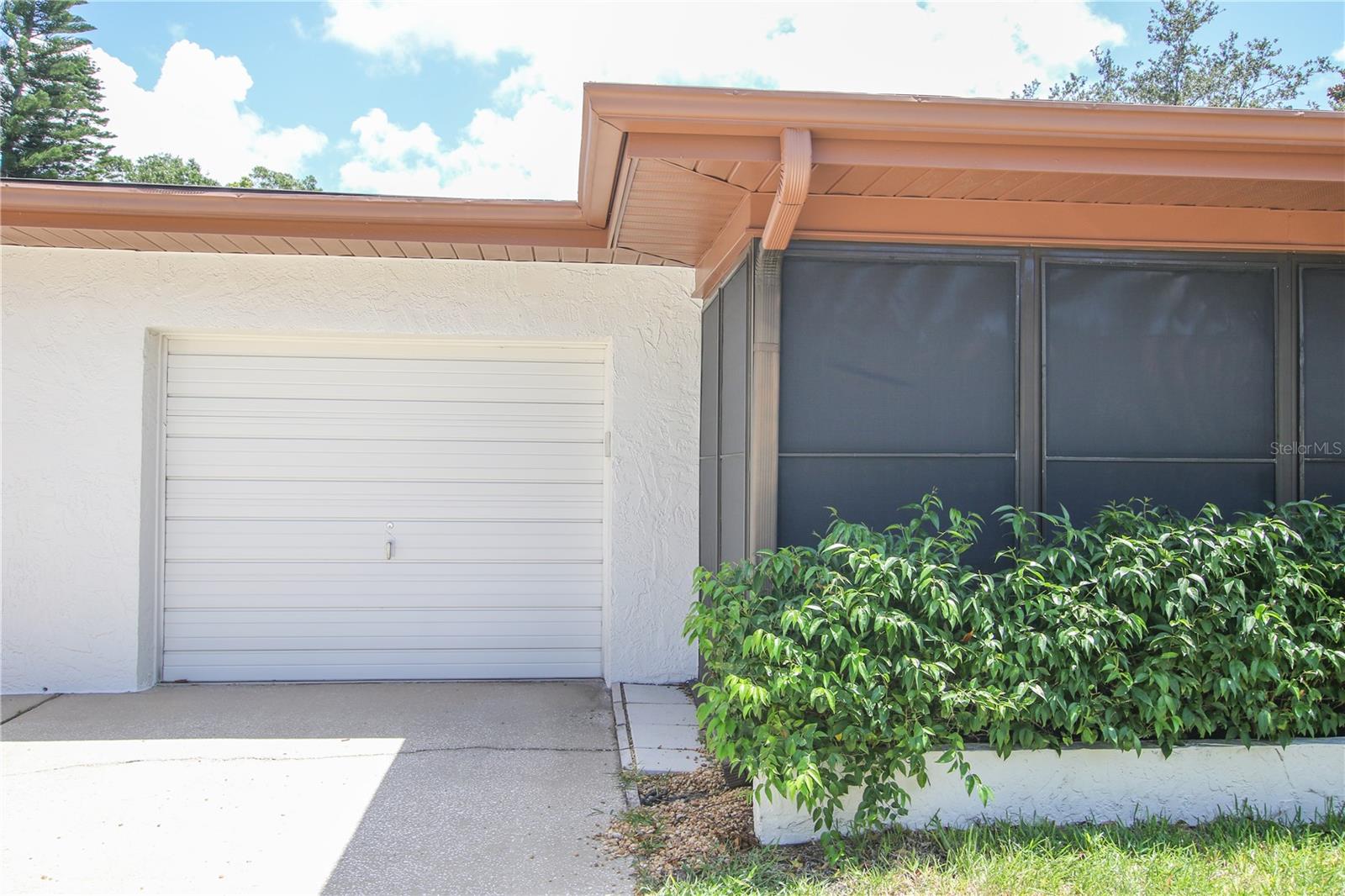 2360 Shelly Dr #B, Palm Harbor, FL 34684