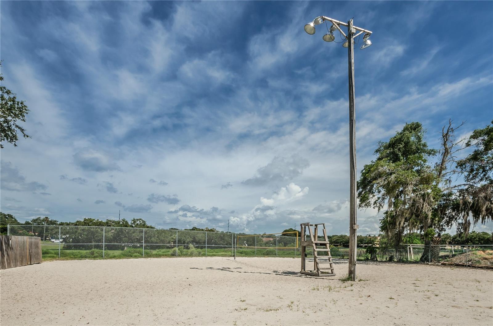 839 Florida Ave, Palm Harbor, FL 34683