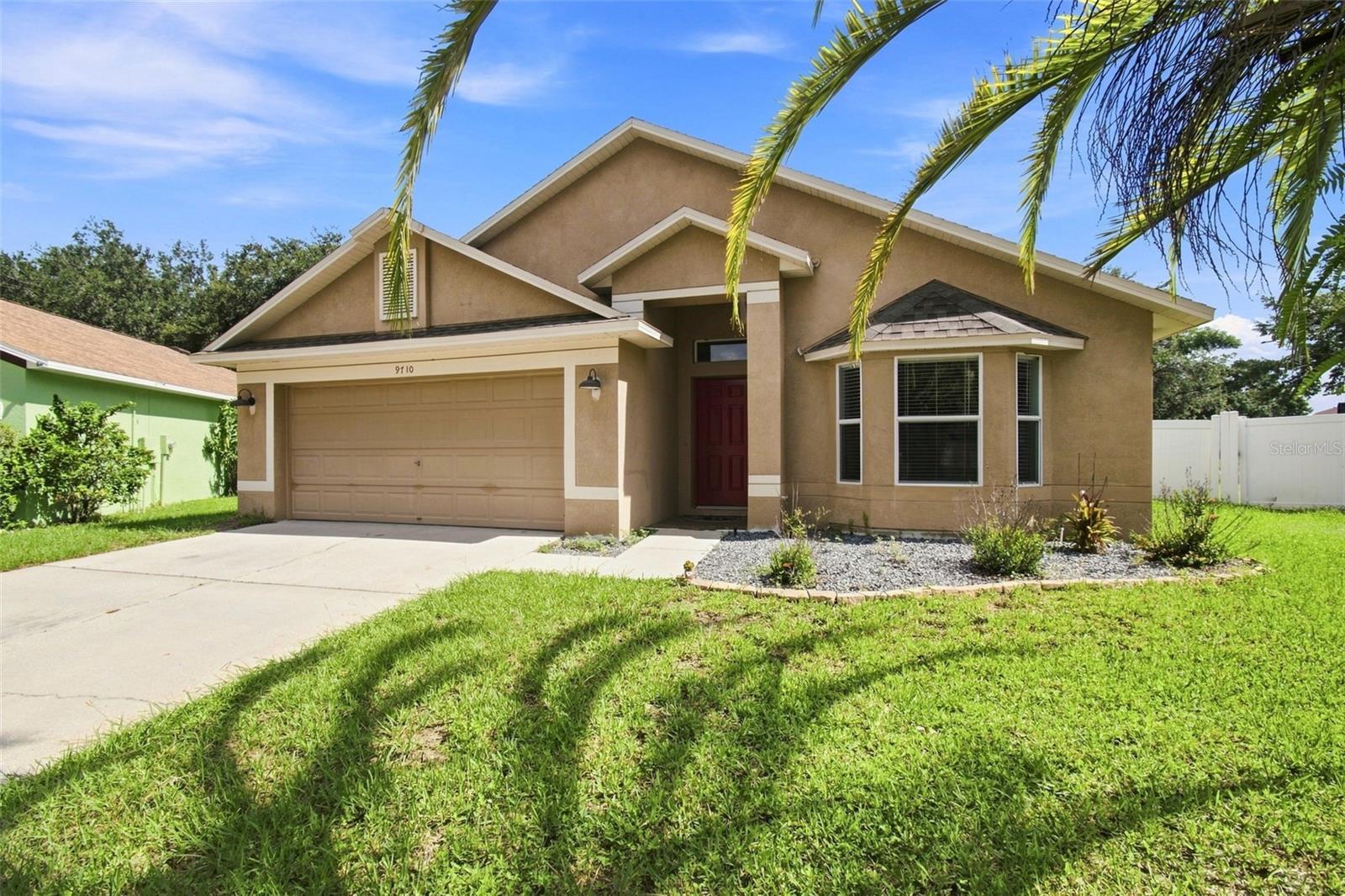 9710 White Barn Way, Riverview, FL 33569