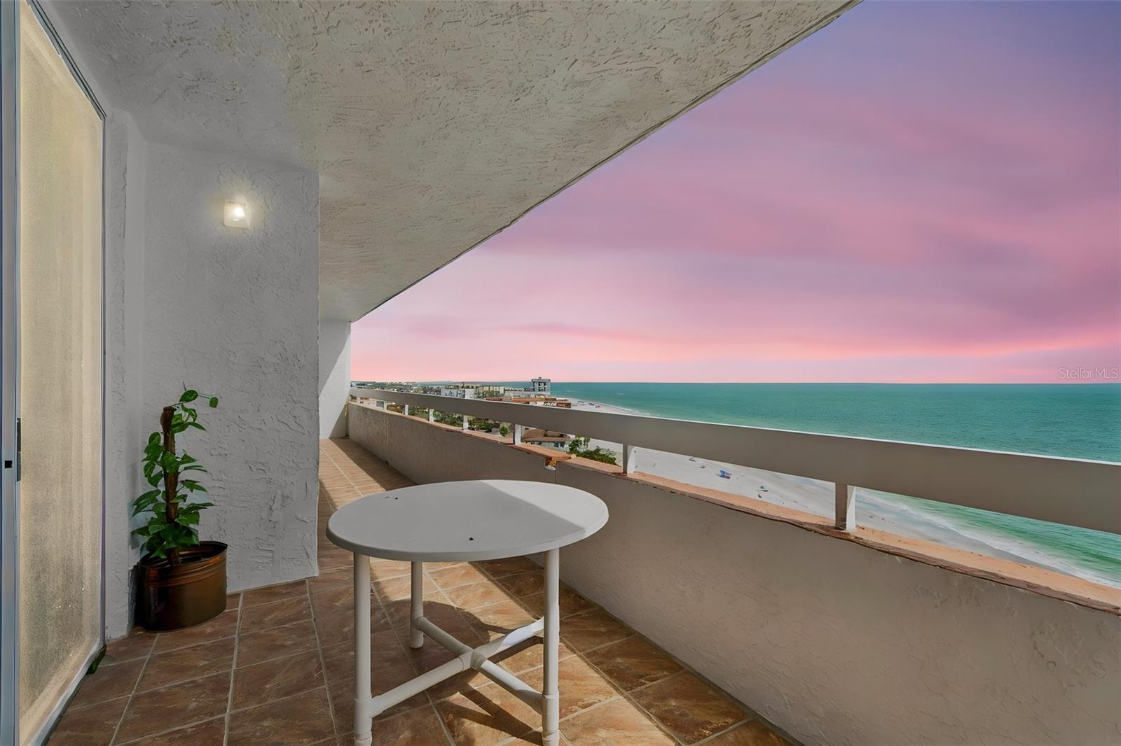 17900 Gulf Blvd #15D, Redington Shores, FL 33708
