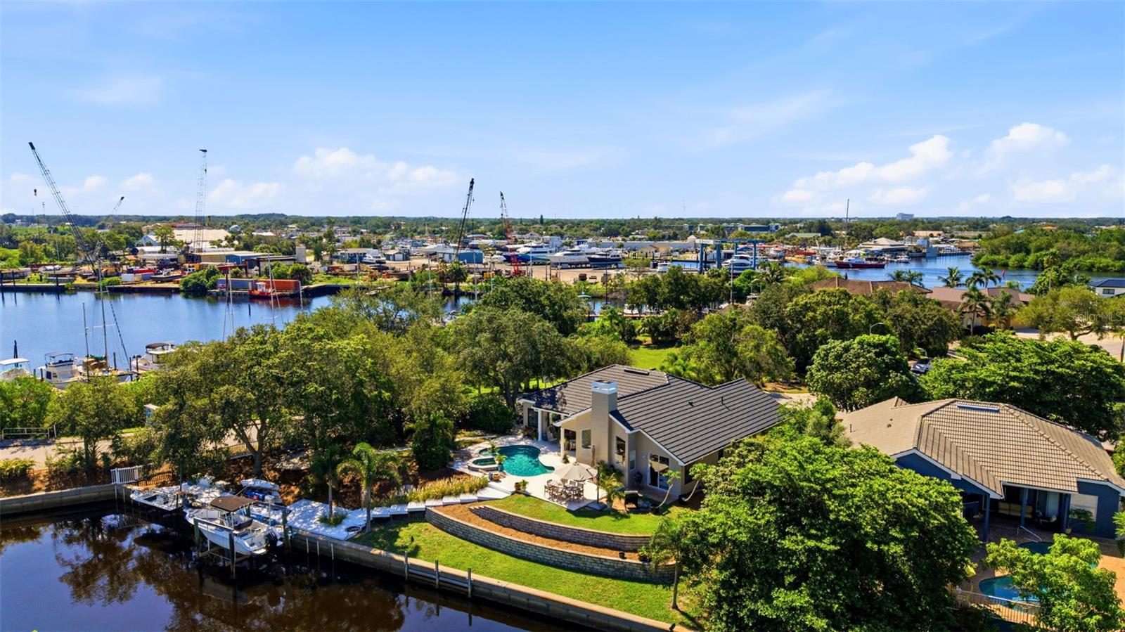 1102 Marina Dr, Tarpon Springs, FL 34689