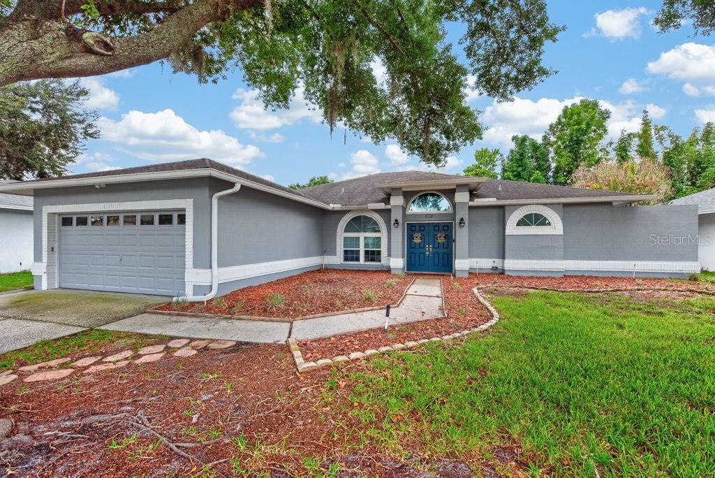 22832 Cypress Trail Dr, Lutz, FL 33549
