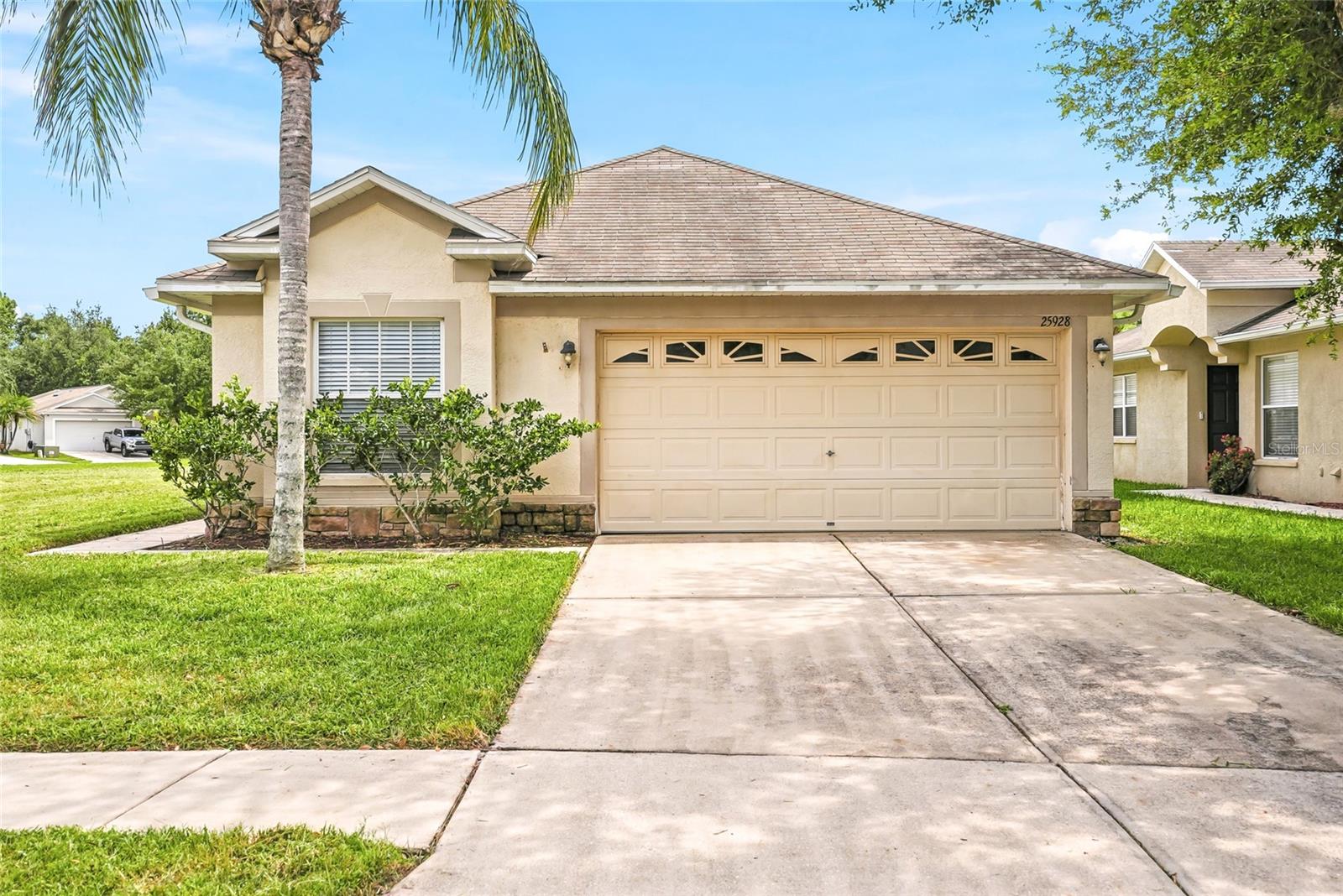 25928 Crippen Dr, Land O Lakes, FL 34639