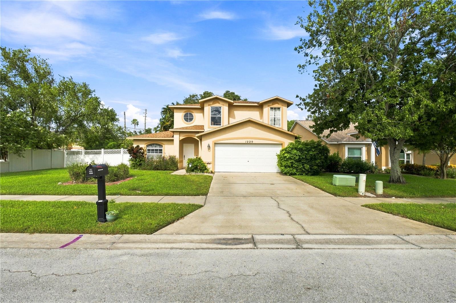 1220 Alexander Way, Largo, FL 33756