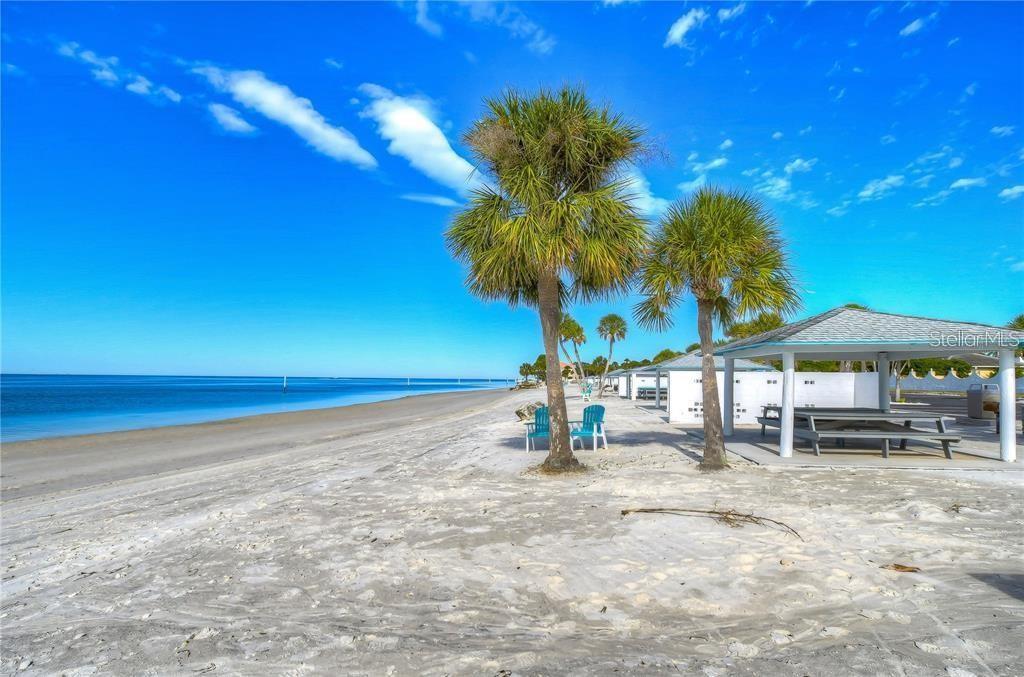 3960 Headsail Dr, New Port Richey, FL 34652