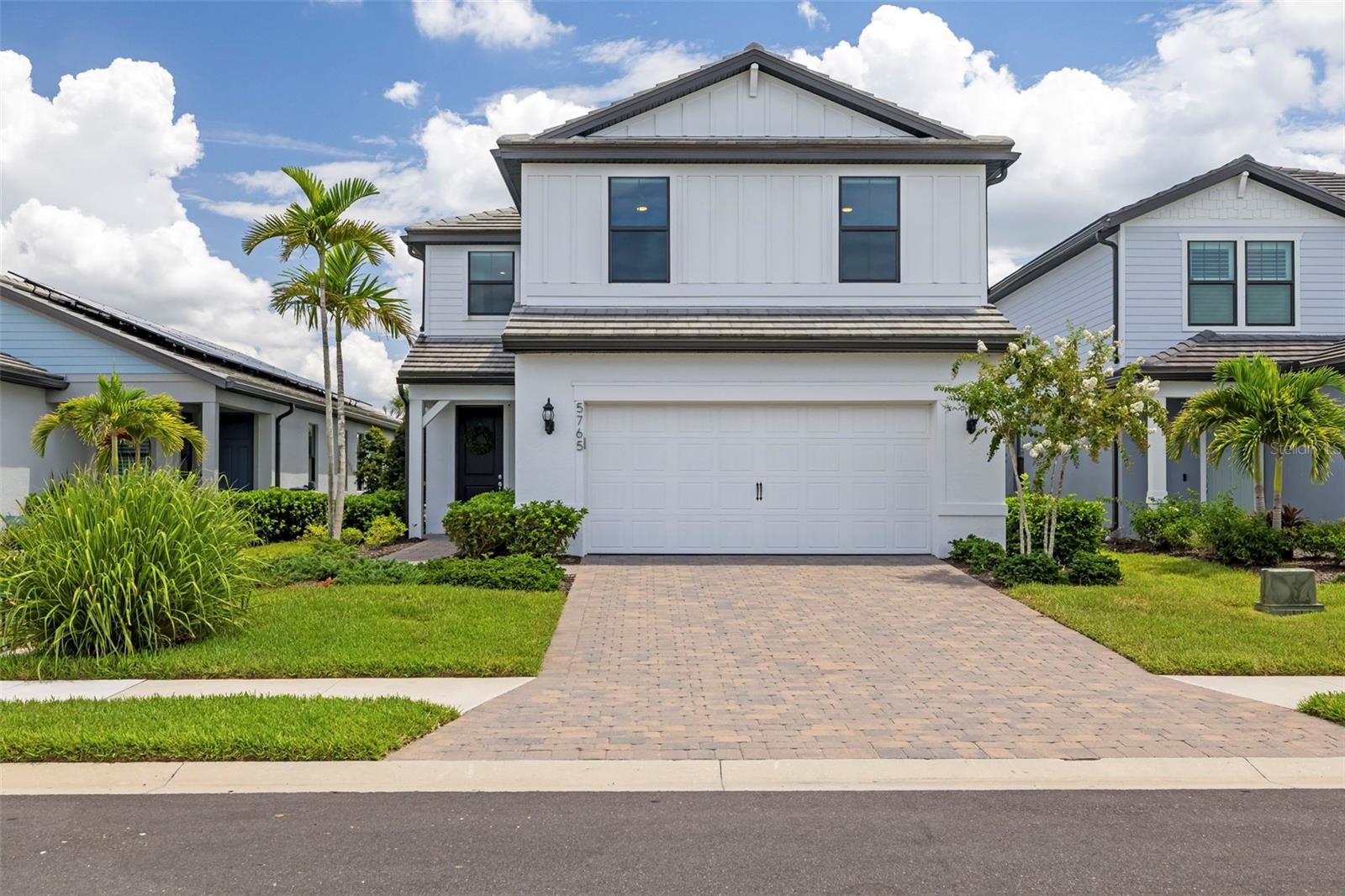 5765 Silverside Pine Ct, Bradenton, FL 34211
