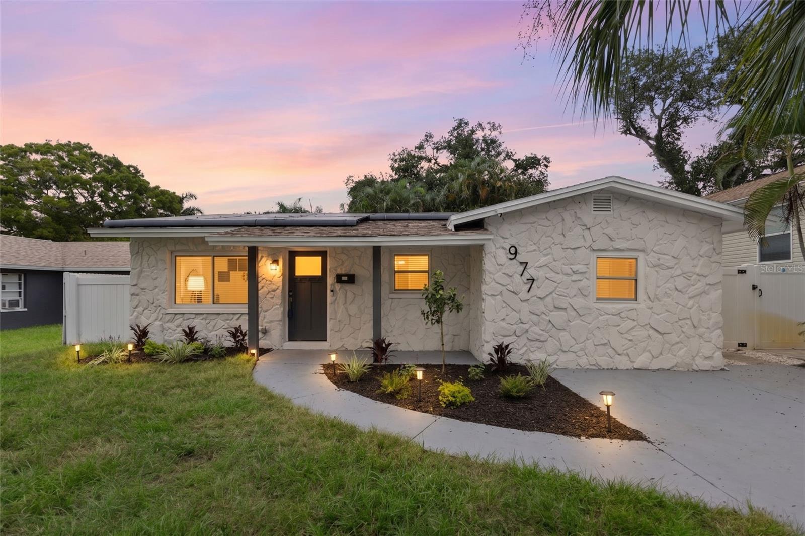 977 27th Ave S, St Petersburg, FL 33705