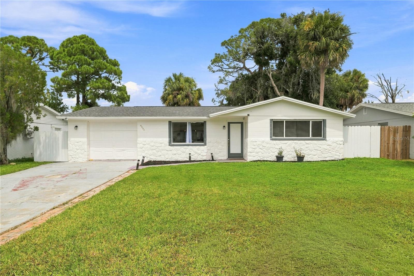 5531 Quist Dr, Port Richey, FL 34668