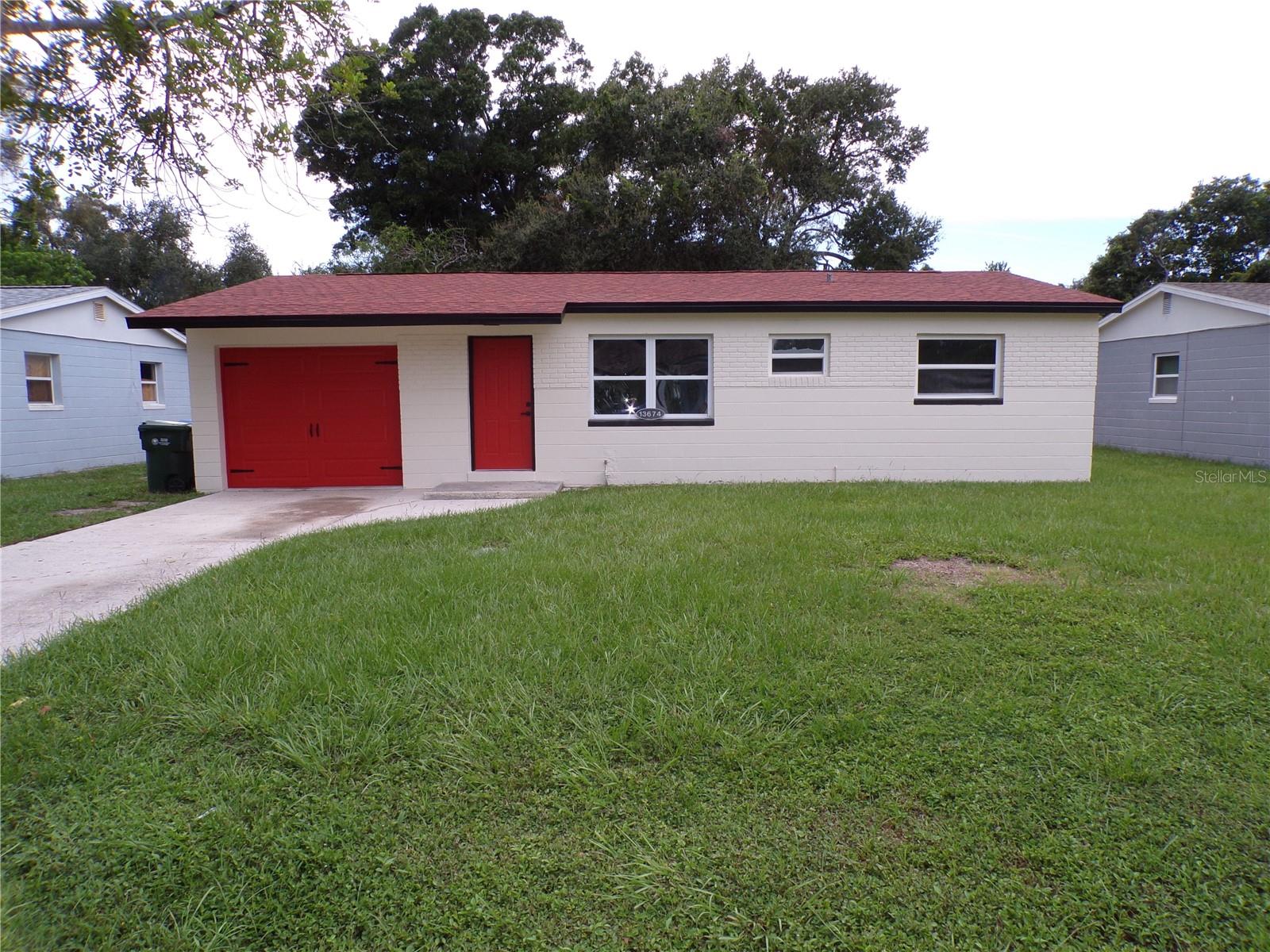 13674 120th Ln, Seminole, FL 33778
