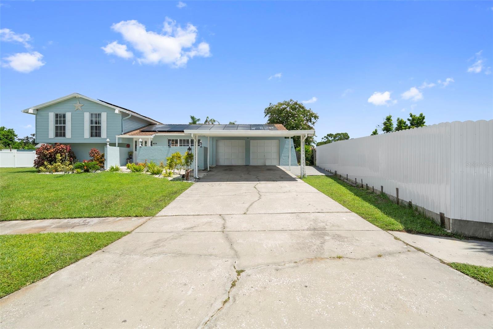 7103 Creekside Ct, Tampa, FL 33615