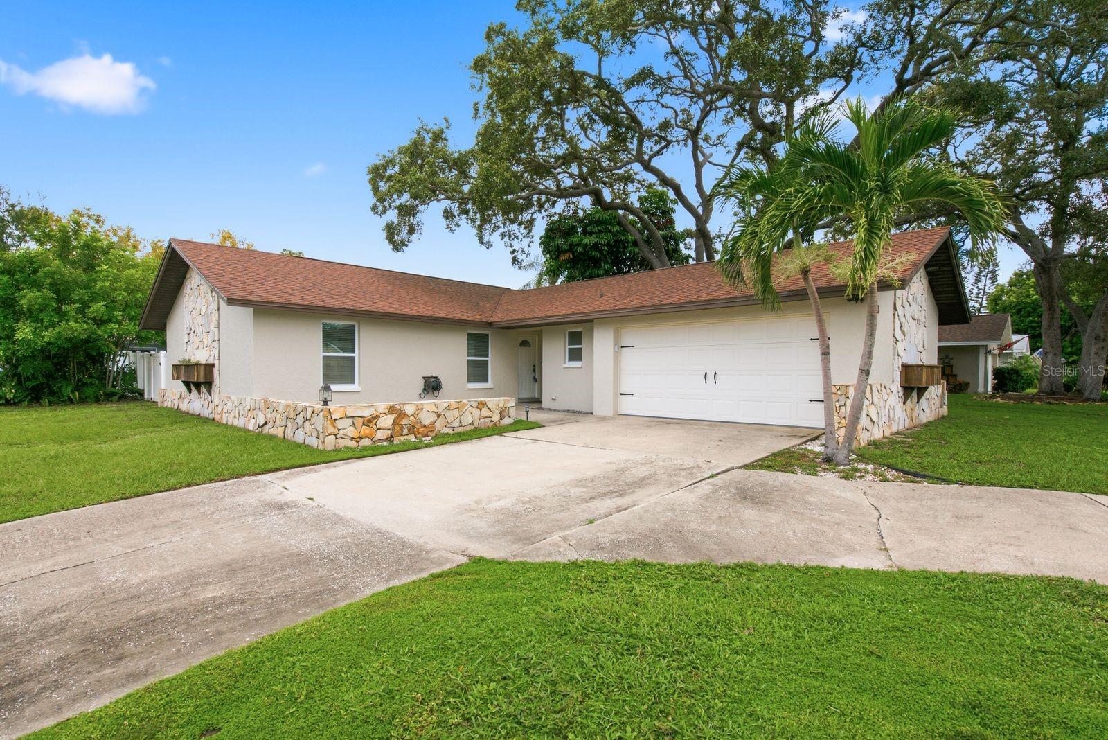 12620 115th St, Largo, FL 33778