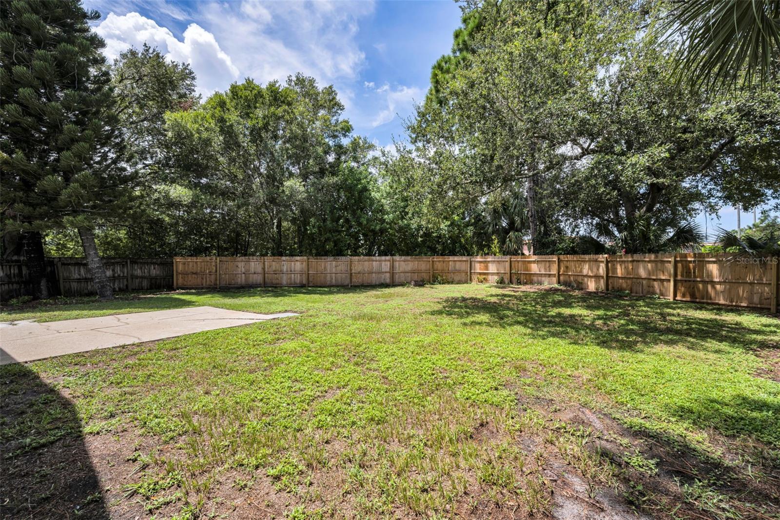 1874 Feather Tree Cir, Clearwater, FL 33765