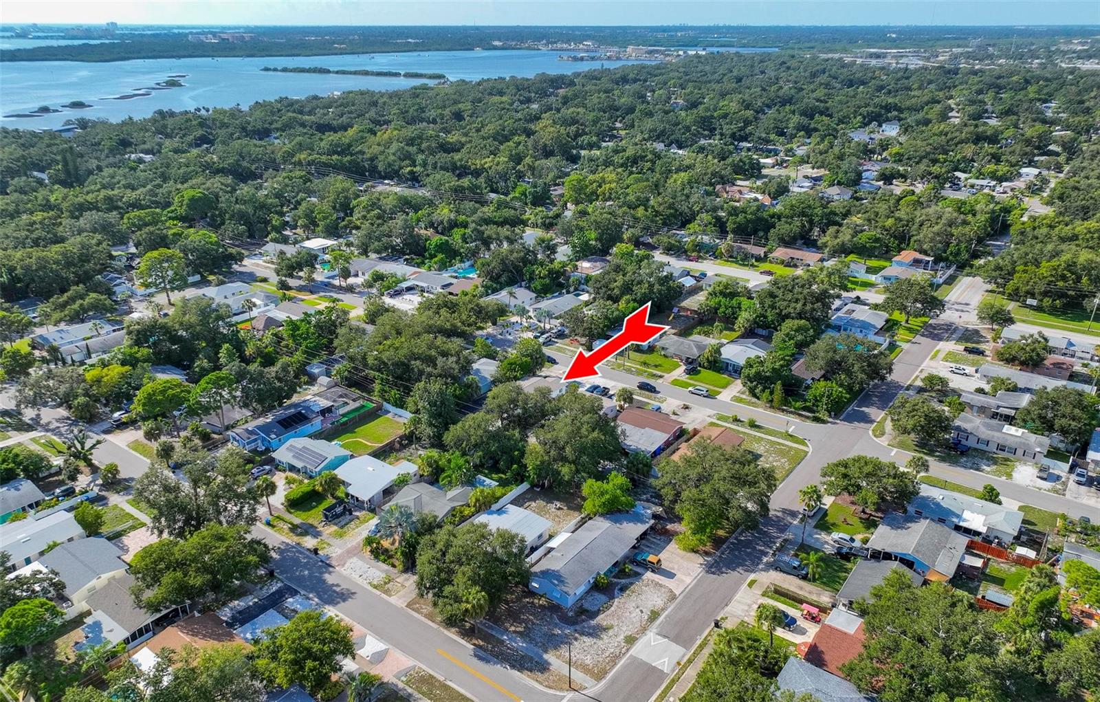 8028 25th Ave N, St Petersburg, FL 33710