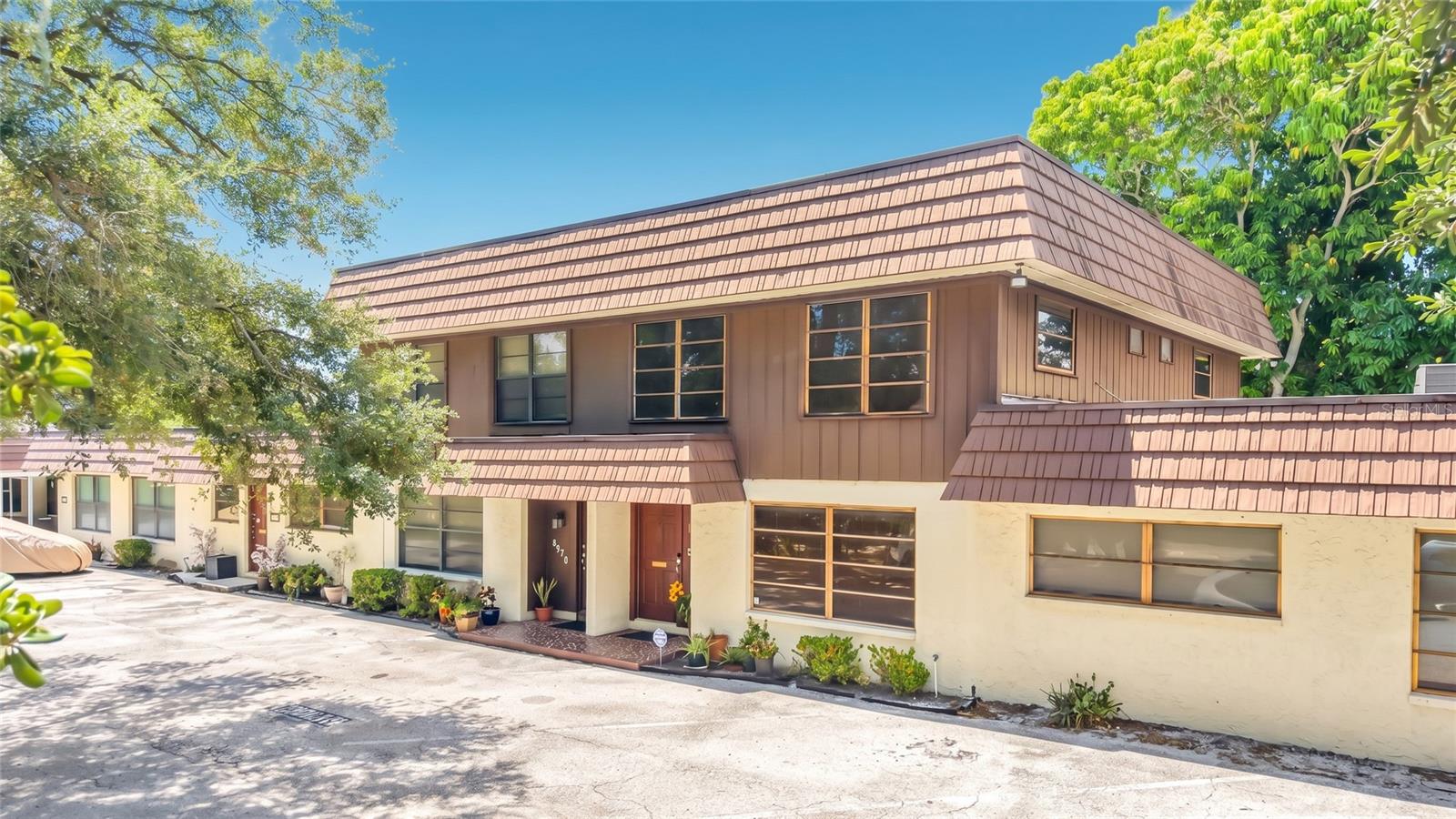 8830 Dr Martin Luther King Jr St N #2B, St Petersburg, FL 33702