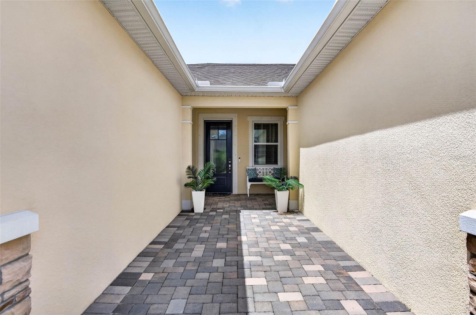 864 Snail Kite Pl, Sun City Center, FL 33573