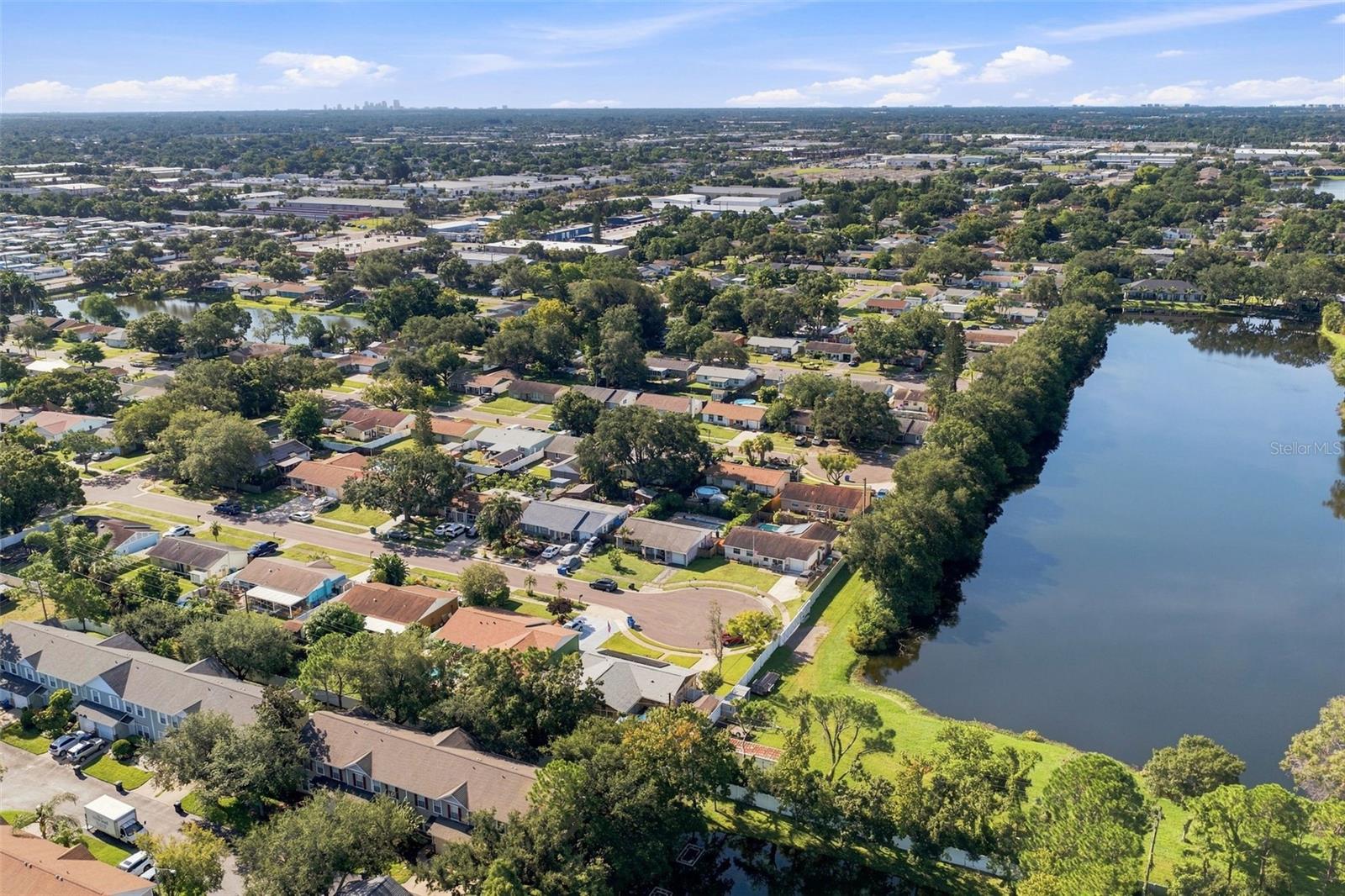 8037 Powder Horn Cir, Largo, FL 33773