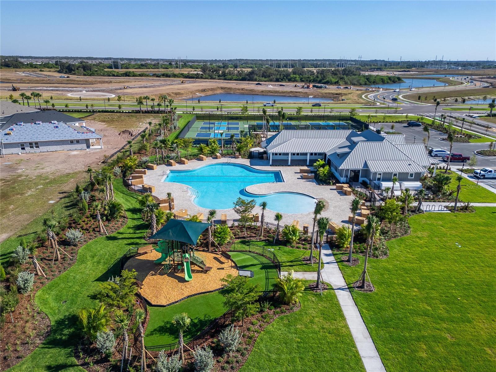 6117 Golden Beach Dr, Apollo Beach, FL 33572