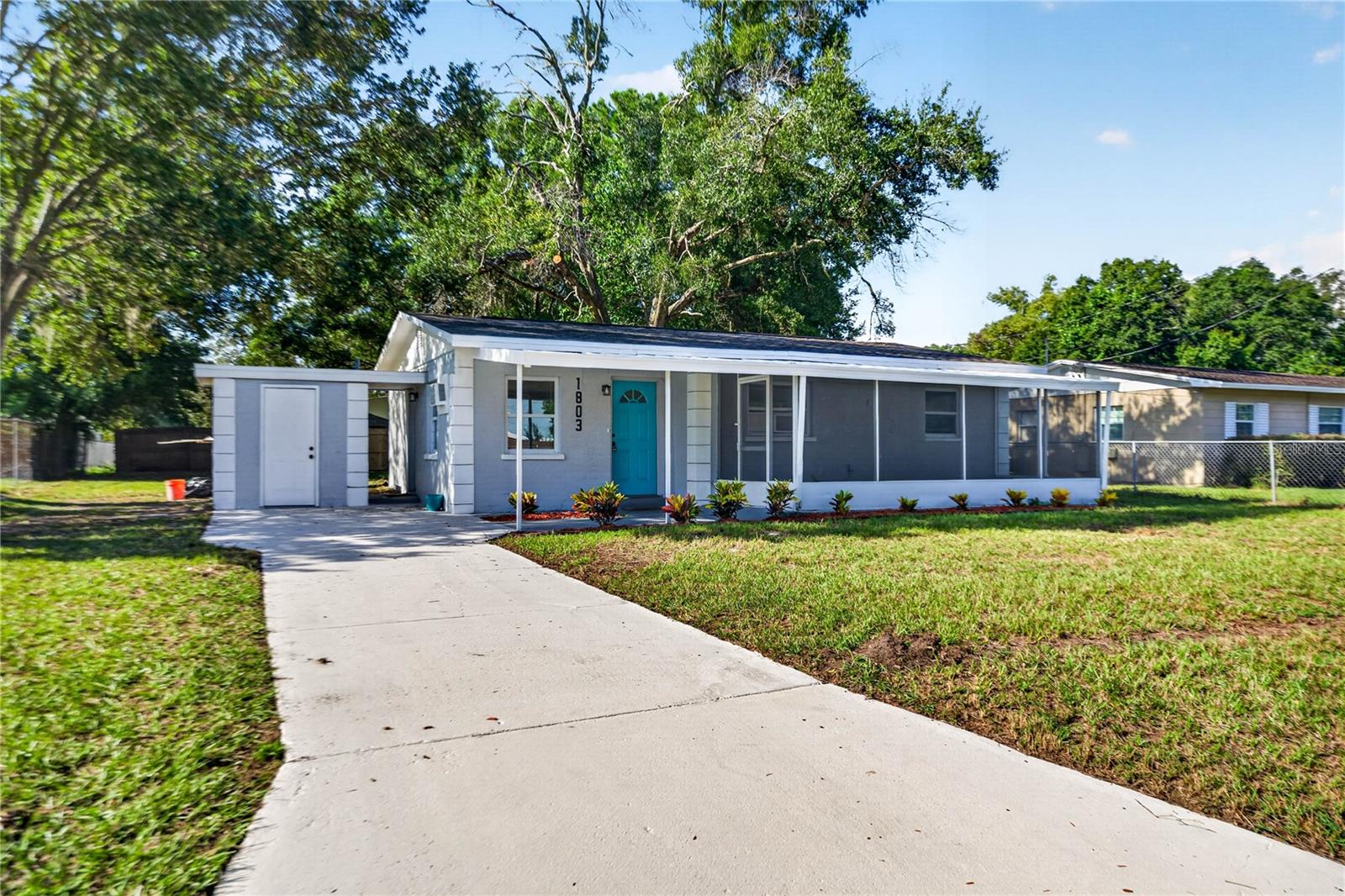 1803 E Ohio St, Plant City, FL 33563