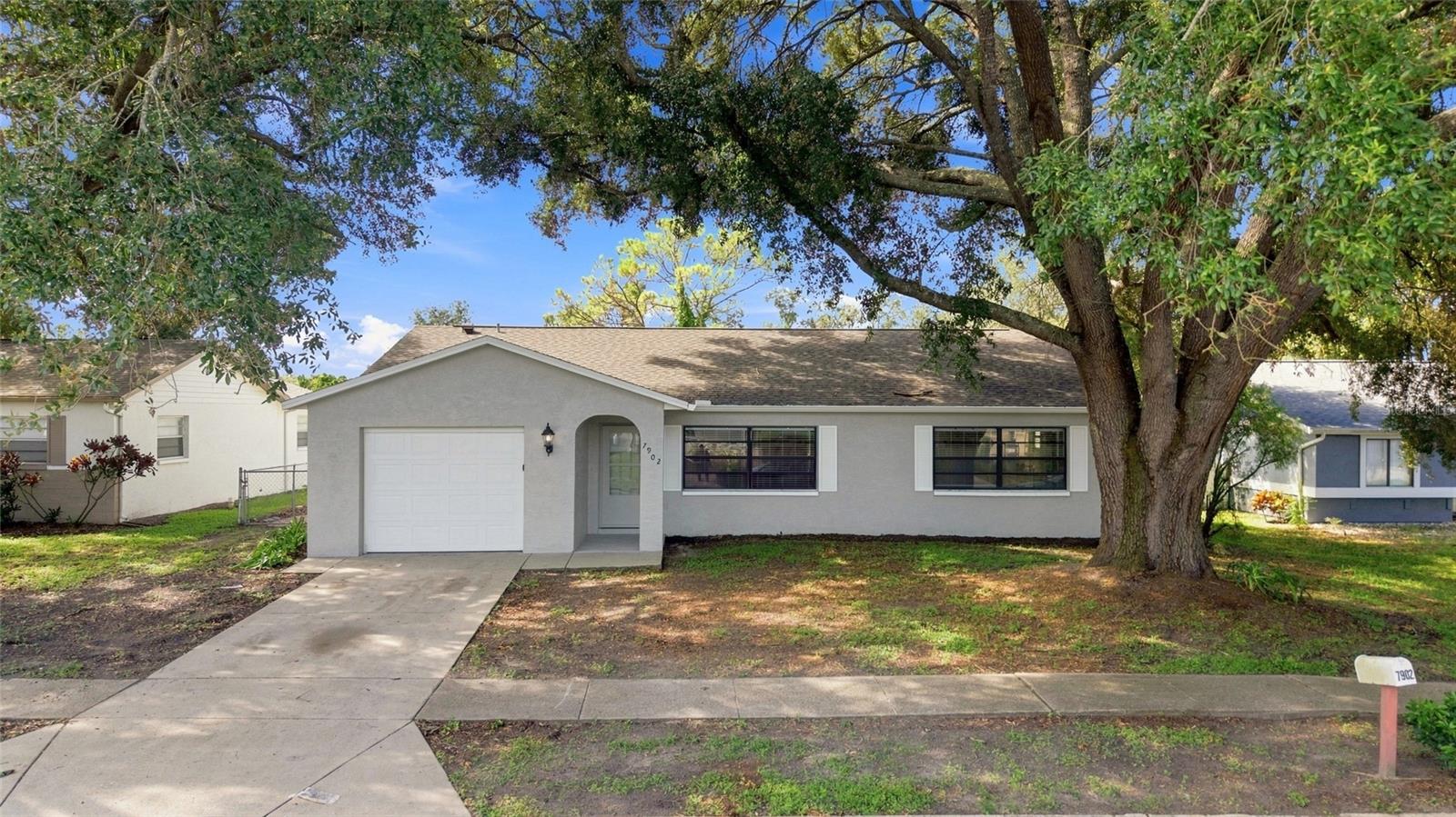 7902 Royal Stewart Dr, New Port Richey, FL 34653
