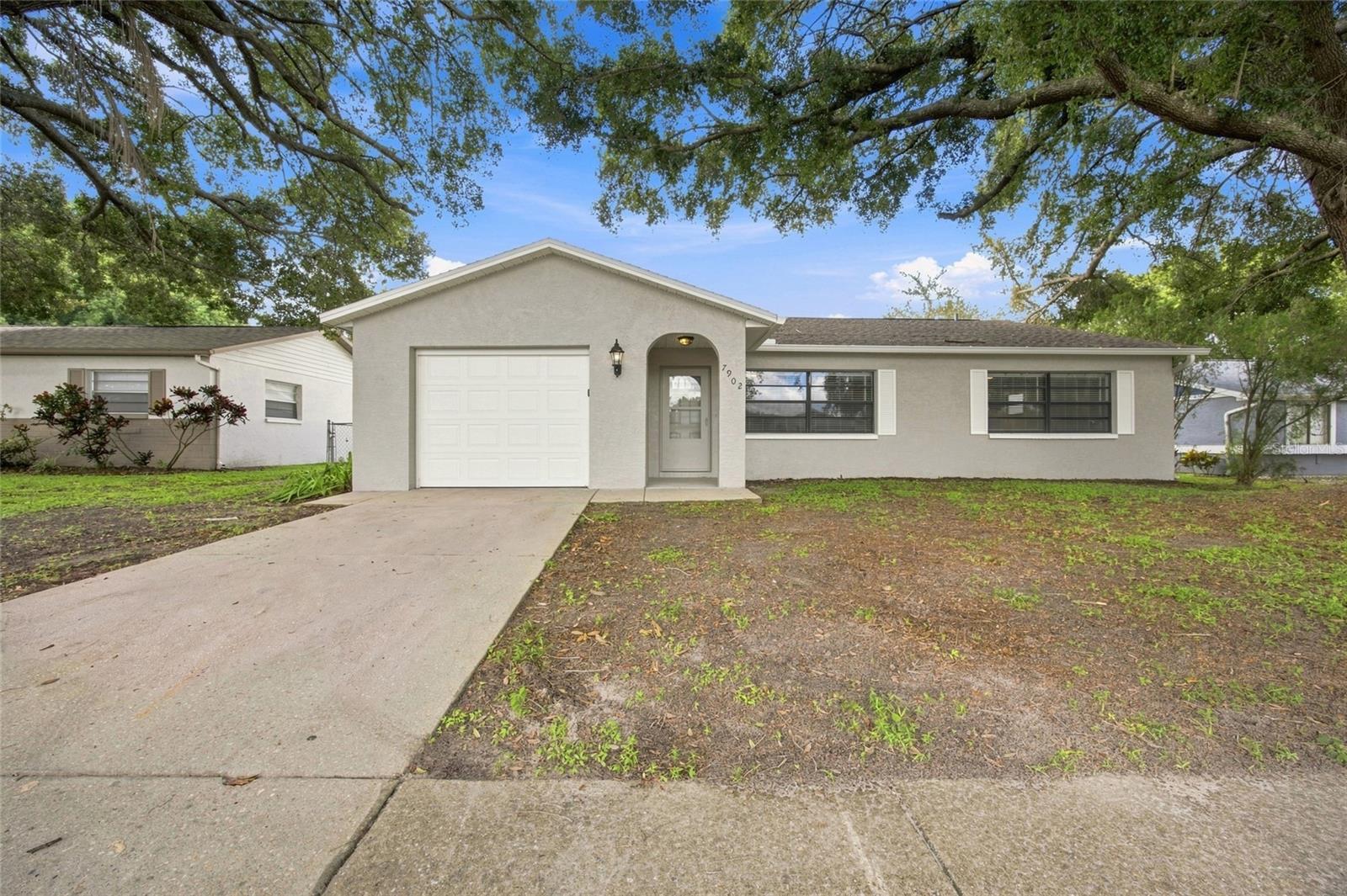 7902 Royal Stewart Dr, New Port Richey, FL 34653