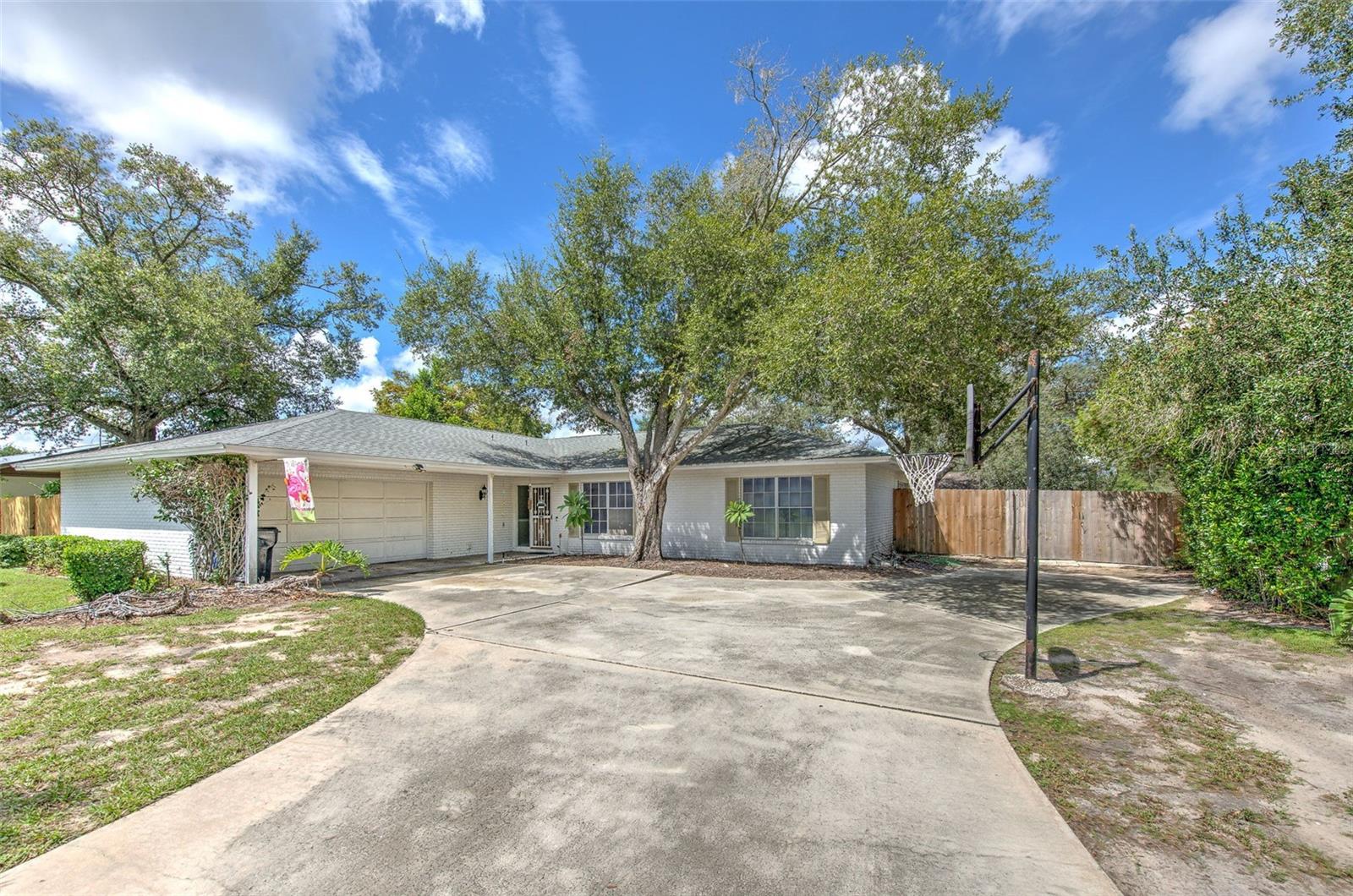 1802 Cherry Ridge Ln, Brandon, FL 33511