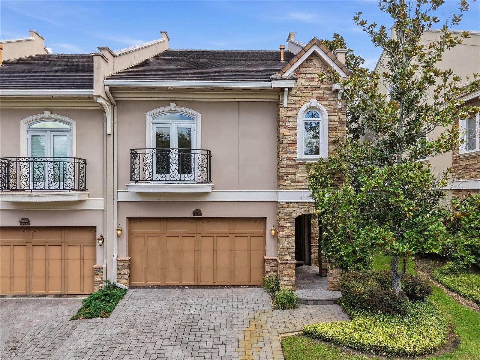 1465 Hillside Landing Dr, Tarpon Springs, FL 34688