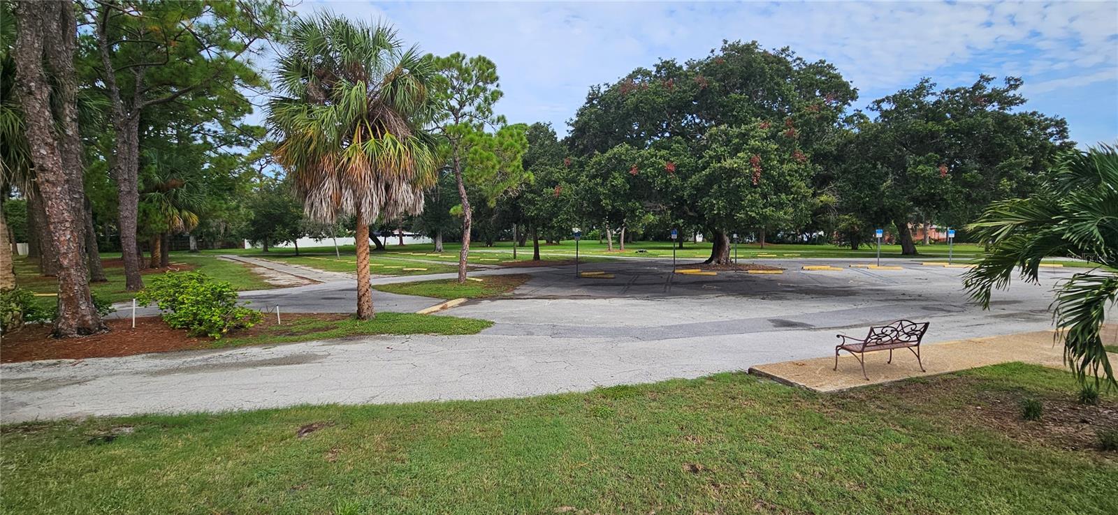 11501 Walker Ave, Seminole, FL 33772
