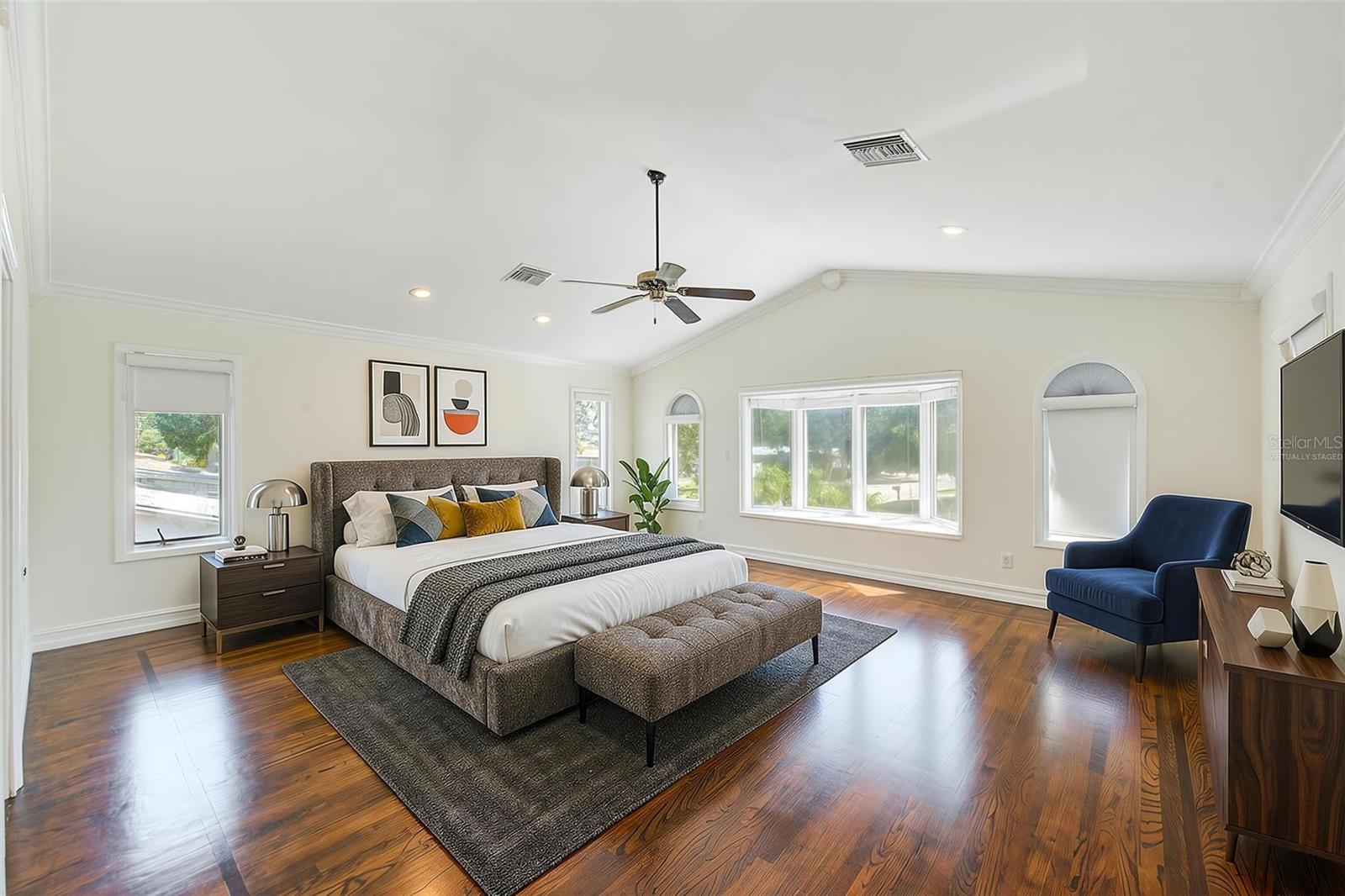 812 Willowbranch Ave, Clearwater, FL 33764