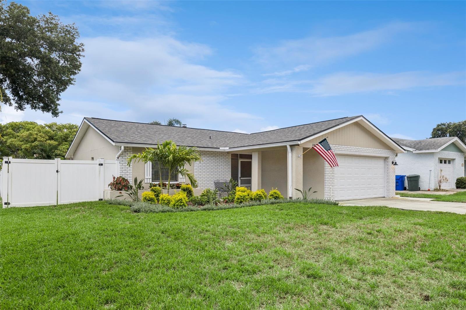 1004 Vineyard Ct, Dunedin, FL 34698