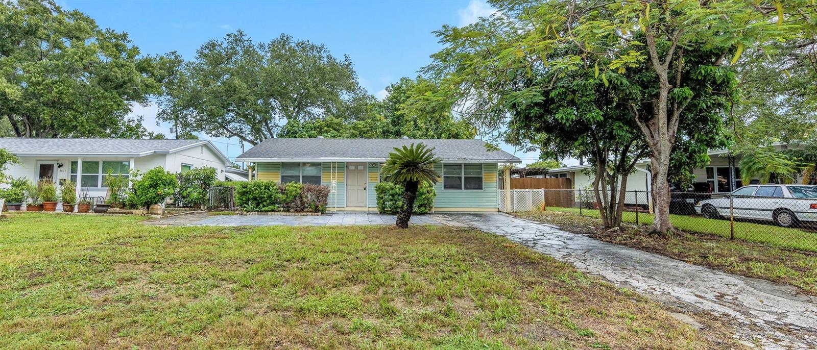 5621 11th Ave N, St Petersburg, FL 33710
