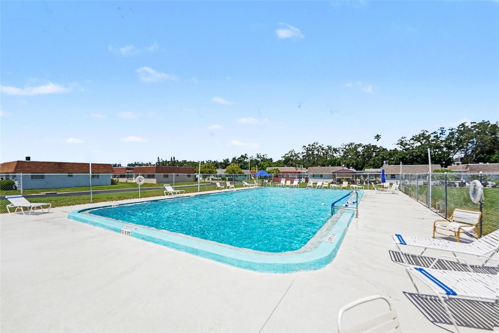 6880 Lafayette N #8, Pinellas Park, FL 33781