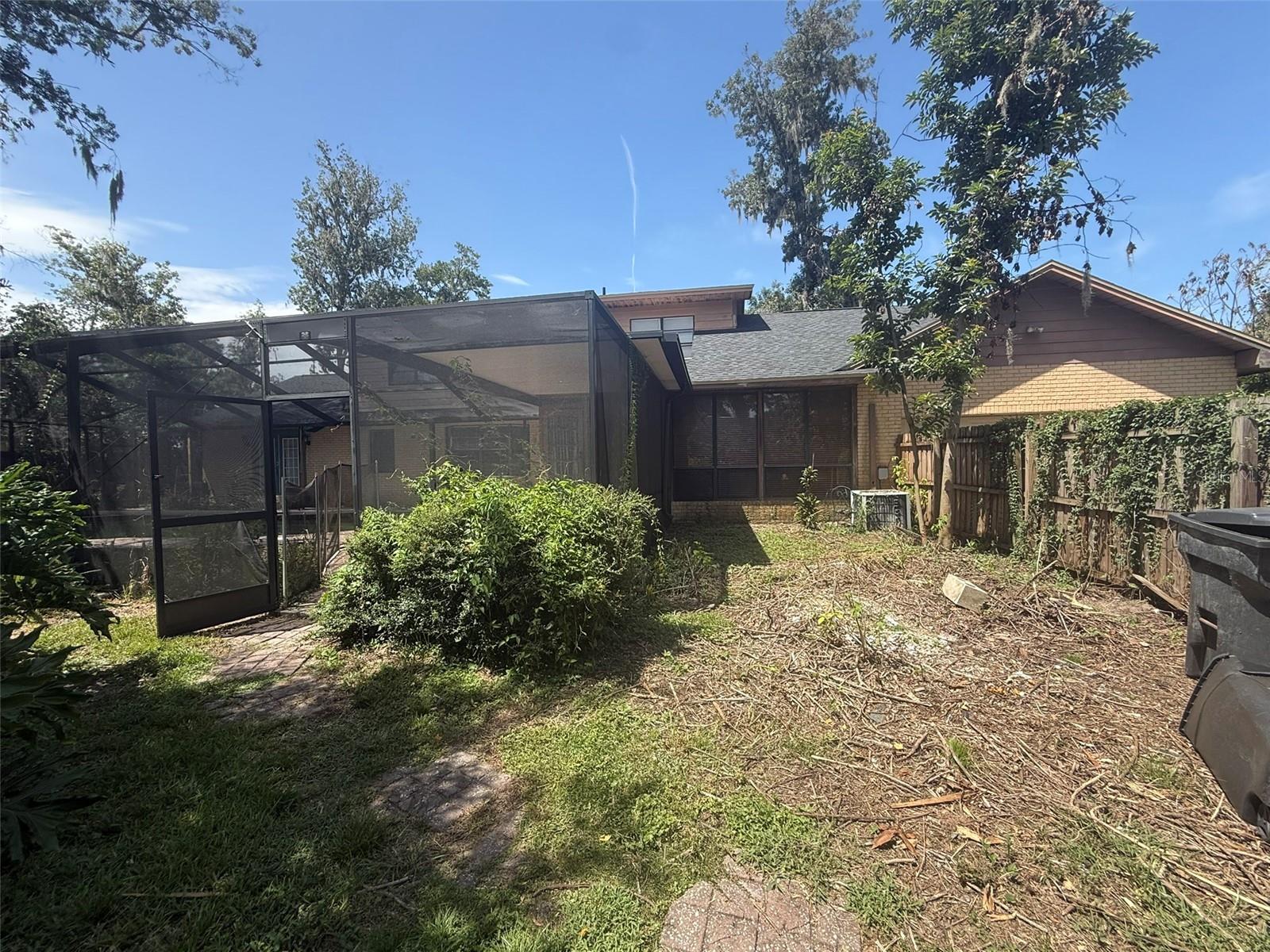 113 Locust Dr, Brandon, FL 33511