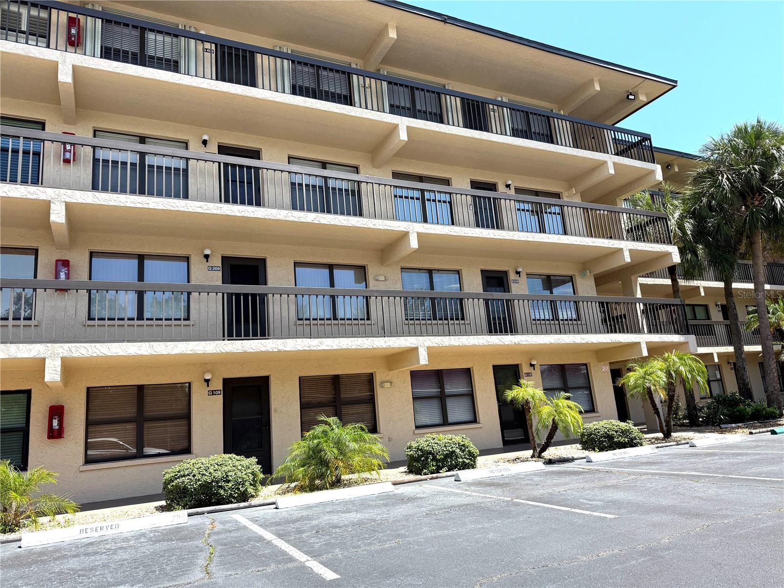 625 30th Ave W #G109, Bradenton, FL 34205