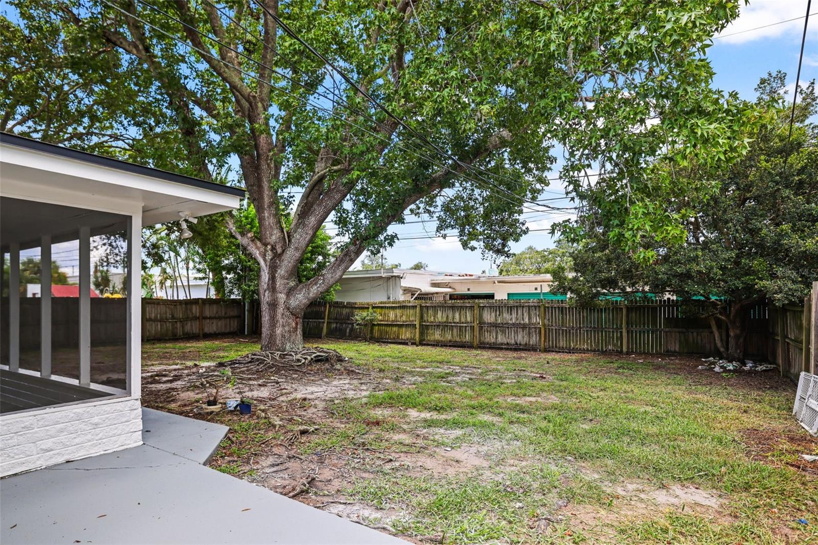 482 Oakwood Dr, Dunedin, FL 34698