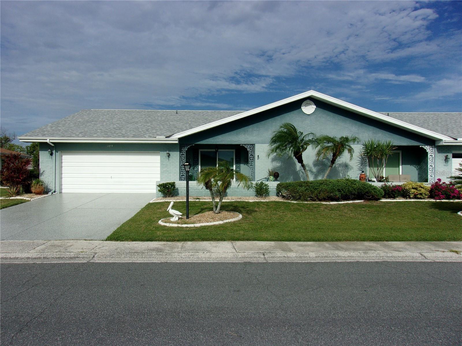 1814 Columbine Pl, Sun City Center, FL 33573