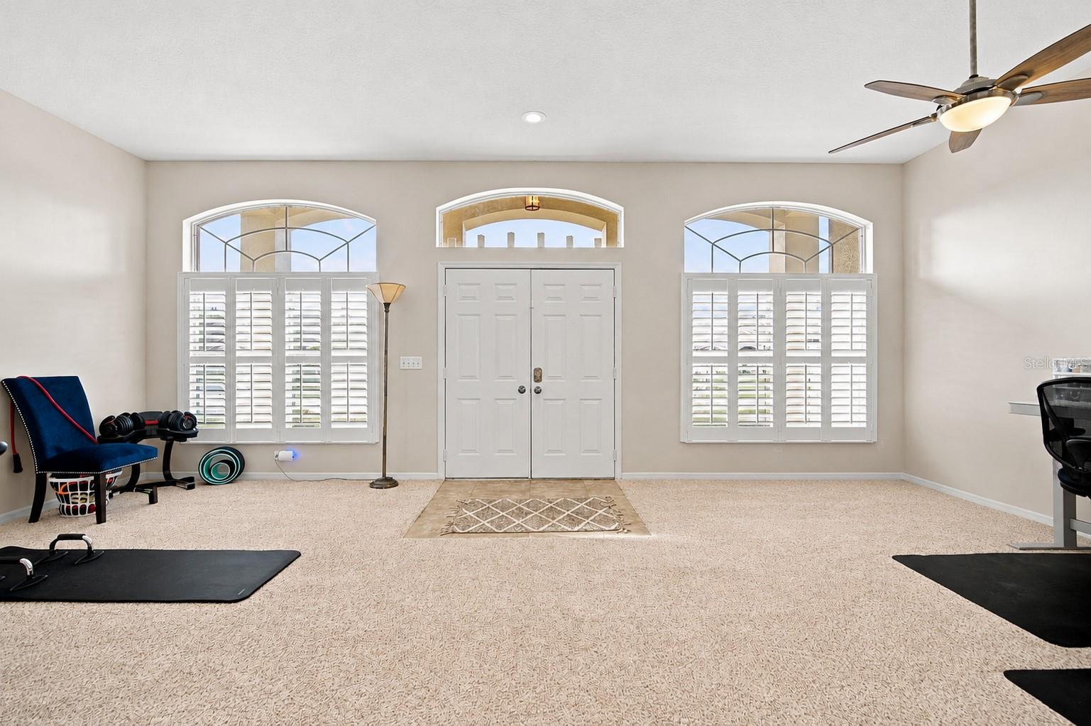 2020 Alafia Oaks Dr, Valrico, FL 33596