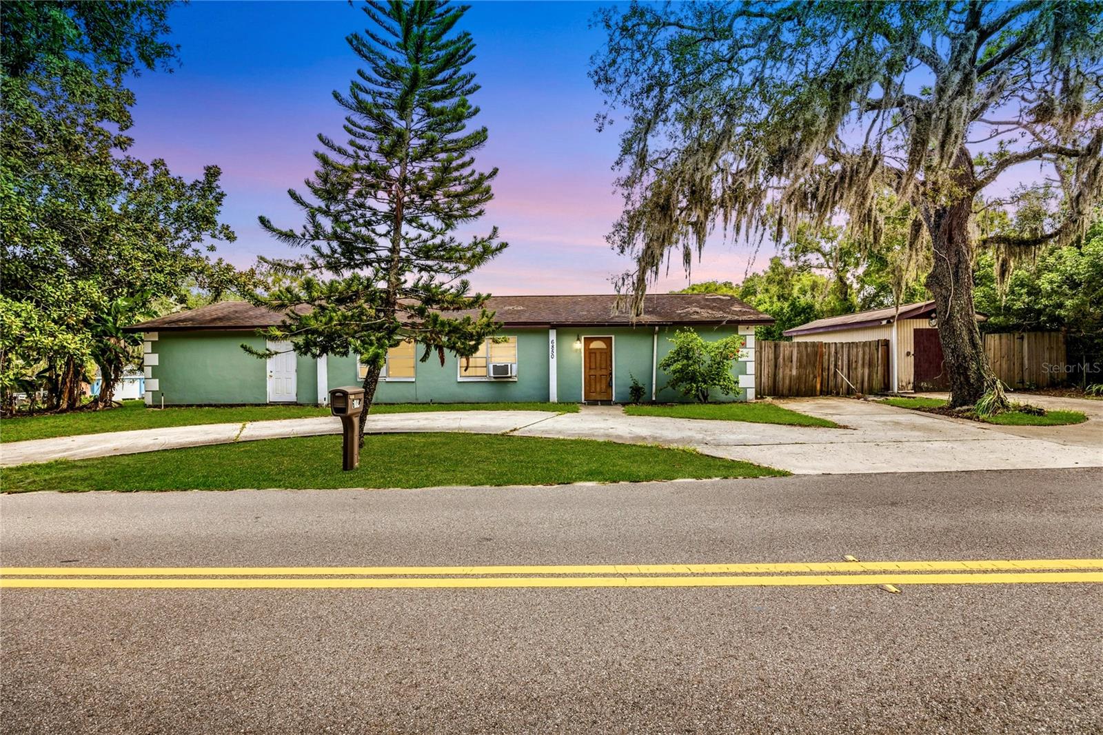 6850 Indiana Ave, New Port Richey, FL 34653
