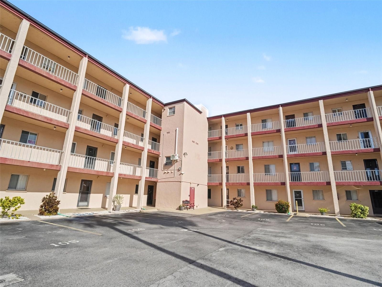 4171 Heron Way #E309, Bradenton, FL 34205