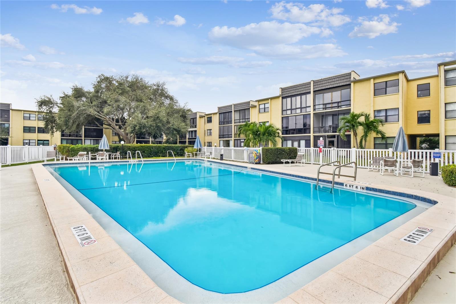 14130 Rosemary Ln #4209, Largo, FL 33774